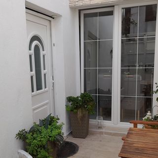 Nyaralóház A Tenger Mellett Sibenik - 24452 Šibenik (3)