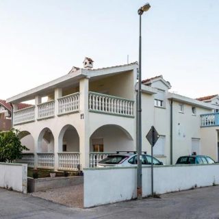 Apartments With Parking Space Vodice - 24553 (3)