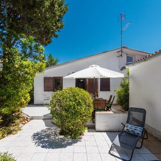 Apartmanok Parkolóhellyel Privlaka, Zadar - 24588 Privlaka (2)