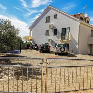 Ház Családok Részére Medencével Milna, Brac - 24609 Milna (2)