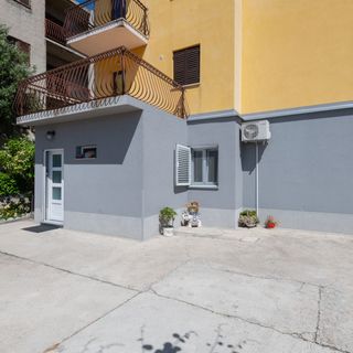 Apartmanok Parkolóhellyel Split - 24631 (2)