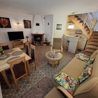 Domek Bumi Rewal (2)