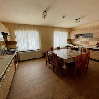 Cabana Turistică Izvorul Muntelui Budacu de Sus (2)