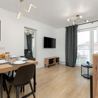 Apartament Kuracyjna 15A | Duży Apartament | Parking | Biurko (4)