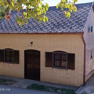 Andy's House Geresdlak (2)