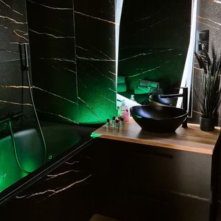 Apartament Nowy Targ Pod 27 wanna z hydromasażem, klimatyzacja (4)