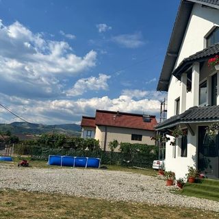 Pensiunea A&D House Novaci (4)