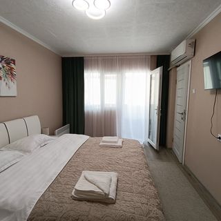 Serenity Apartment Băile Herculane (4)