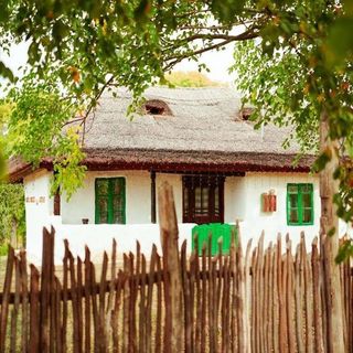 Casuta Muzeu La Artar Călugăreni (2)