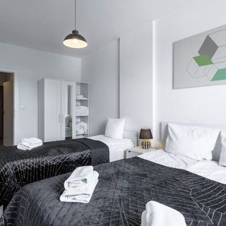 Golden Apartments Warsaw – Stylish & Sunny | Pereca Residence 72 (3)