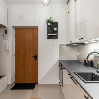 Golden Apartments Warsaw-Cozy Studio-Old Town&Orla (2)