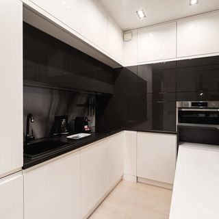 Golden Apartments Warsaw – Luxury 2-Bedroom, Mennica Residence 41 (2)