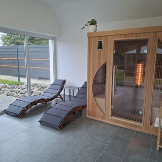 Napsugár Wellness Apartman Újudvar (5)