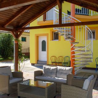 Napsugár Vendégház Újudvar (2)