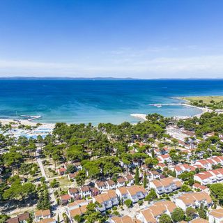 Zaton Holiday Resort Glamping Village (3)