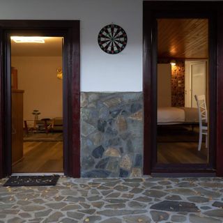 Guest House Urlatoarei - Bușteni (3)