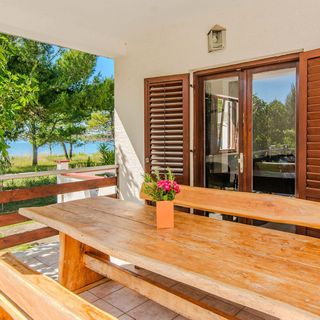 House Kurta Privlaka (2)