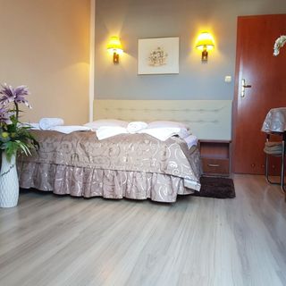 Willa Rawia Rewal (5)