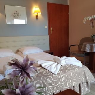 Willa Rawia Rewal (3)