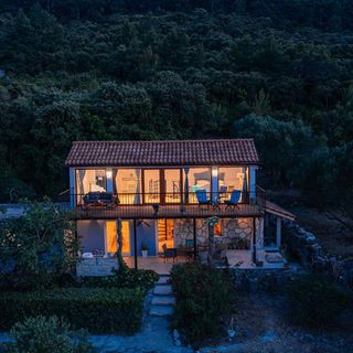 House Bjankura Blato (2)