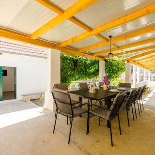 House Mateljan Zastrazisce (2)