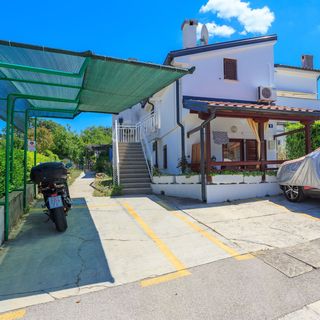 Apartman Landikusic Njivice (3)