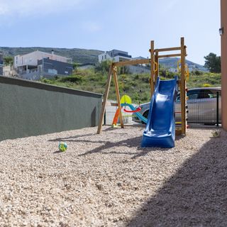 Apartmanok Parkolóhellyel Podstrana, Split - 24380 Podstrana (4)