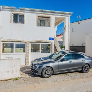 Apartmanok A Tenger Mellett Vir - 24608 (2)