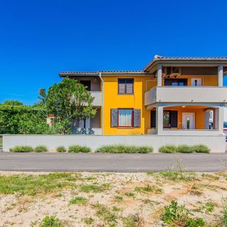 Apartmanok Parkolóhellyel Privlaka, Zadar - 24611 Privlaka (2)
