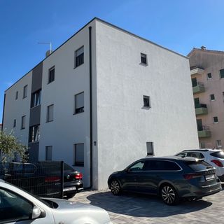 Apartmanok Parkolóhellyel Trogir - 24640 (2)