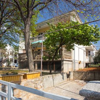 Apartmanok Parkolóhellyel Punat, Krk - 24852 Punat (3)