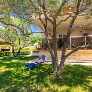 Apartmanok Parkolóhellyel Punat, Krk - 24859 Punat (5)