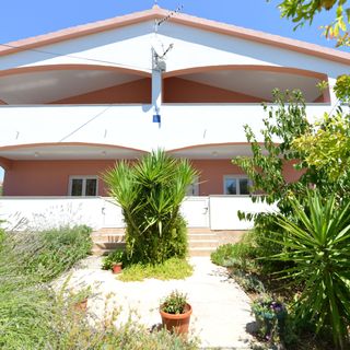 Apartmanok A Tenger Mellett Vir - 24953 (2)