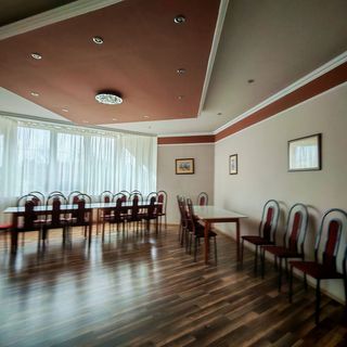 Menta Rooms & Bar Kapuvár (3)