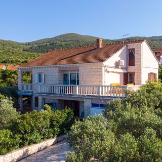Apartments Seafront Mavla Kneža (2)