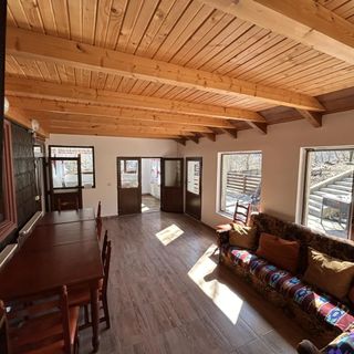 Casă de vacanță cu ciubăr Răcătău (4)