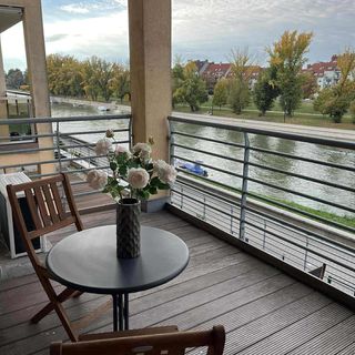 Danube Studio Apartment Győr (2)