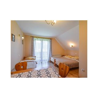 Pokoje z aneksami i Apartament u Wiktorii Sromowce Niżne (5)
