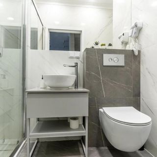 Urban Chic - Luxury Stay at Mennica Residence Warsaw (4)