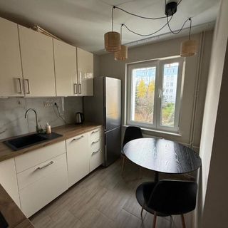 Pokoje na osiedlu Kosmonautów Poznań (3)