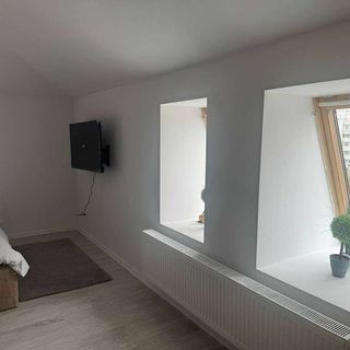 Loft confortabil situat central București (5)