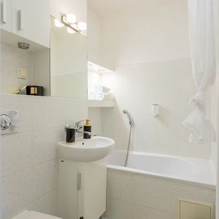 Chic Apartments Warsaw – Stylish & Central, Żelazna Street (4)