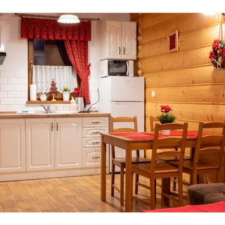 Domki i DW Kinga Kacwin (3)