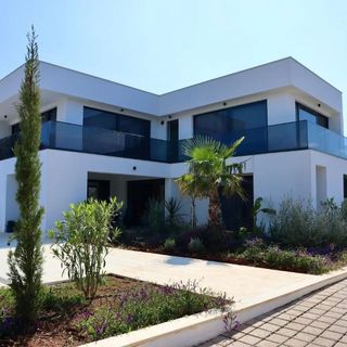 Villa Olynthia Rogac (4)