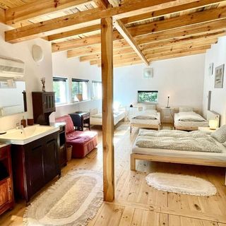 Zabytkowy dom w Podkowie Leśnej (4)