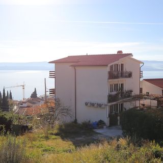 Apartmanok Parkolóhellyel Duce, Omis - 24975 Duće (4)