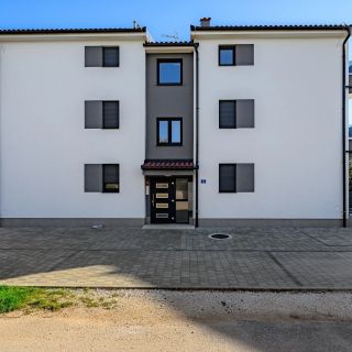 Apartman Karla Zambratija (2)