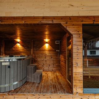 Cabana Poiana Sânzienelor Poiana Horea (3)