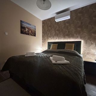 MILA Panoramic Apartment Pécs (2)