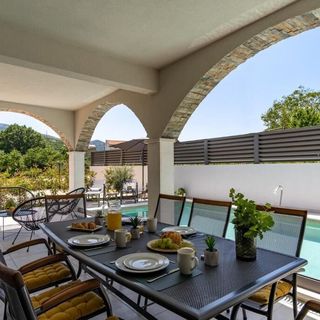 Villa Eden with heated pool Omis (4)